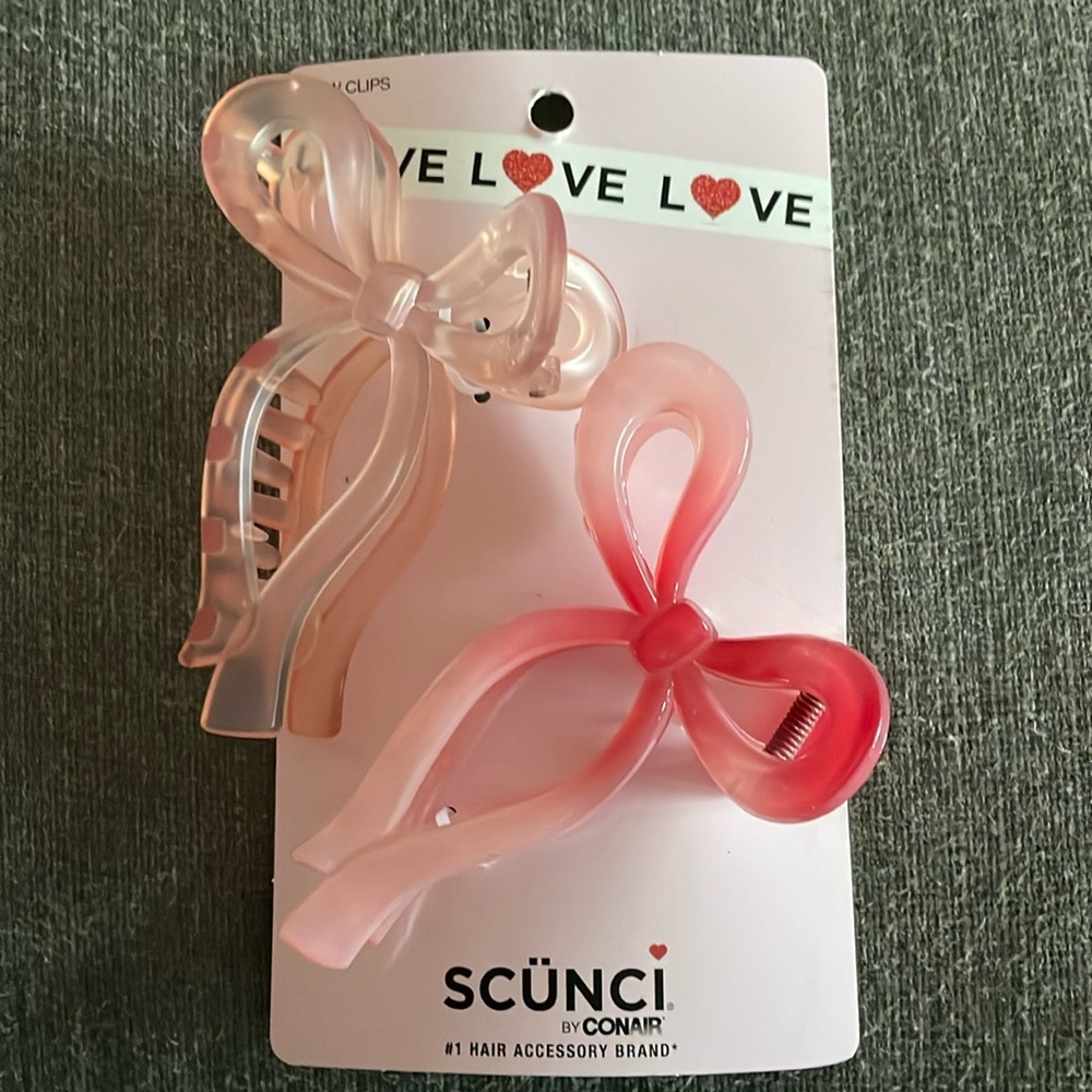 Scunci 2 Pink Hair Light Pink and a Pink Red Bow Claw Clip
